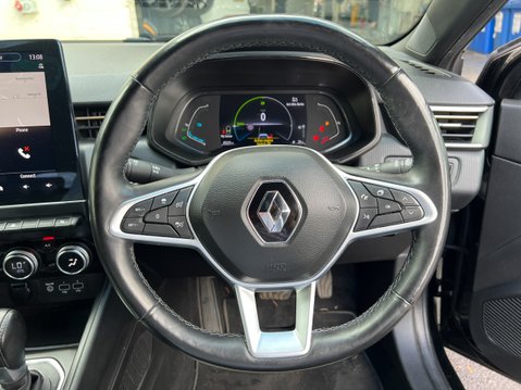 Renault Clio 1.6 E-TECH Lutecia Hatchback 5dr Petrol Hybrid Auto Euro 6 (s/s) (140 ps) 10