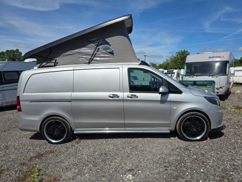 Mercedes-Benz Vito Camper Van 10
