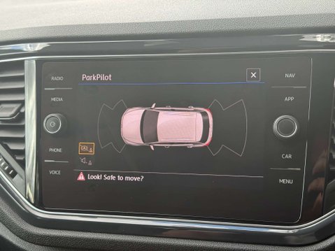 Volkswagen T-Roc 1.6 T-Roc R-Line TDI 5dr 54