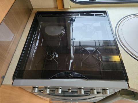Swift Suntor 590RS Motorhome 31