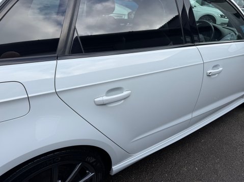 Audi A3 S LINE TFSI BLACK EDITION 12
