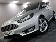 Ford Focus TITANIUM 32