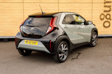 Toyota Aygo X VVT-I EDGE 2