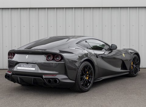 Ferrari 812 Superfast 7