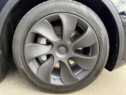 Tesla Model Y (Dual Motor) Long Range SUV 5dr Electric Auto 4WDE (384 bhp) 14