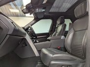 Land Rover Discovery 3.0 Discovery R-Dynamic HSE MHEV Auto 4WD 5dr 39