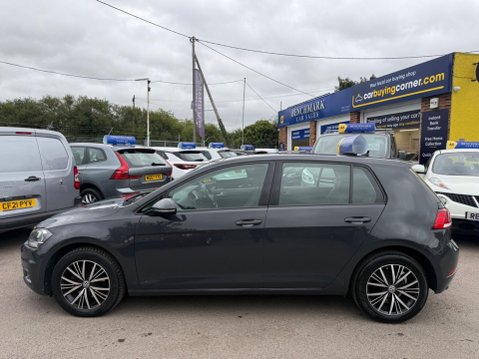 Volkswagen Golf 1.6 TDI SE Nav Euro 6 (s/s) 5dr 12