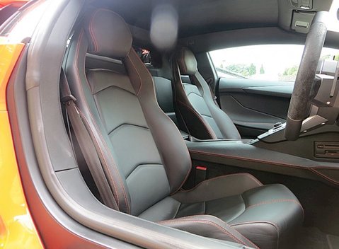Lamborghini Aventador LP 700-4 9