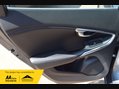 Volvo V40 2.0 V40 R-Design D2 5dr 27