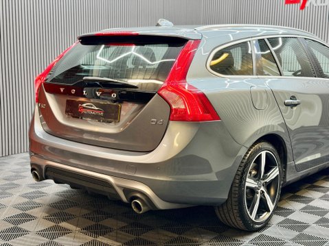 Volvo V60 2.0 D4 R-Design Lux Nav Euro 6 (s/s) 5dr 10