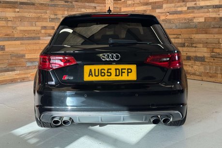 Audi S3 2.0 TFSI Sportback 5dr Petrol S Tronic quattro Euro 6 (s/s) (300 ps) 4