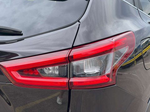 Nissan Qashqai 1.2 Qashqai N-Connecta DiG-T CVT 5dr - NATIONAL DELIVERY* 56