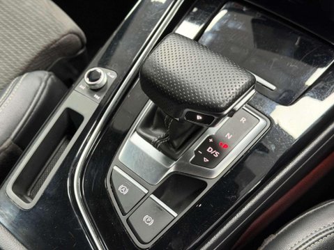 Audi A4 2.0 TDI 35 Black Edition Saloon 4dr Diesel S Tronic Euro 6 (s/s) (163 ps) 46