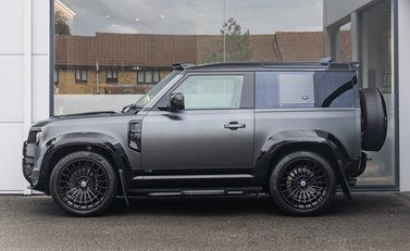 Land Rover Defender 90 V8 Carpathian Edition Urban Widetrack 2