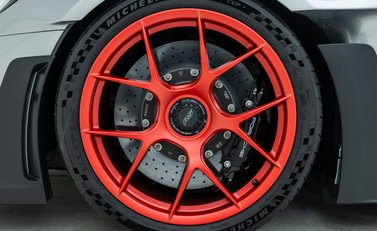 Porsche 911 GT3 RS (992) 36