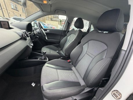 Audi A1 SPORTBACK TFSI SPORT 11