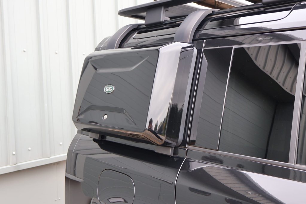 Land Rover Defender 110 D300 HARD TOP X-DYNAMIC HSE expedition styled by Seeker Genuine rear seats 14