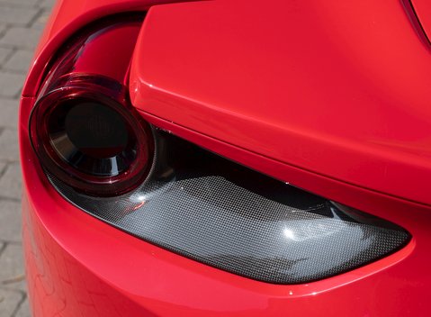 Ferrari 488 Spider 30