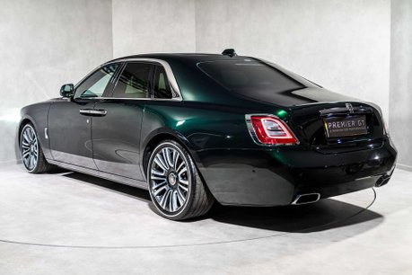 Rolls-Royce Ghost V12. FULL PPF. STARLIGHT. H, C & M SEATS. REAR ENTERTAINMENT. HUD. 6