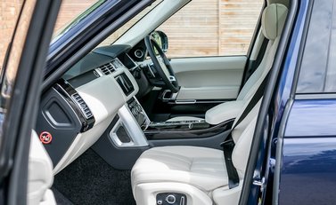 Land Rover Range Rover 4.4 SDV8 Autobiography 15