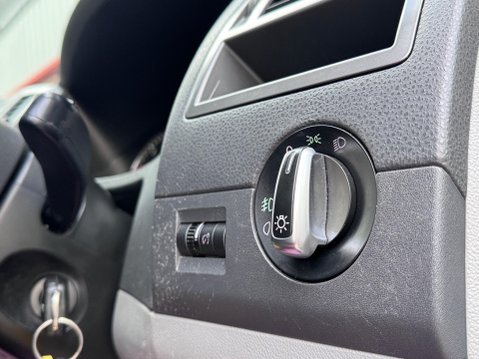 Volkswagen Transporter 2.0 BiTDI T32 Highline Panel Van 4dr Diesel DSG L1 H1 (214 g/km, 178 bhp) 49