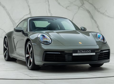 Porsche 911 Carrera S (992) 9