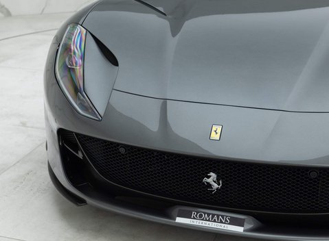 Ferrari 812 Superfast 19