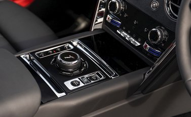 Rolls-Royce Cullinan 26