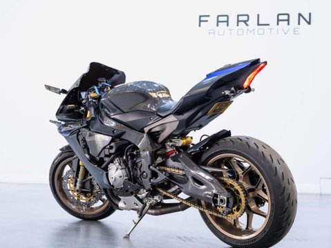 Yamaha R1M 1000 Super Sports Petrol Manual (200 ps) 4
