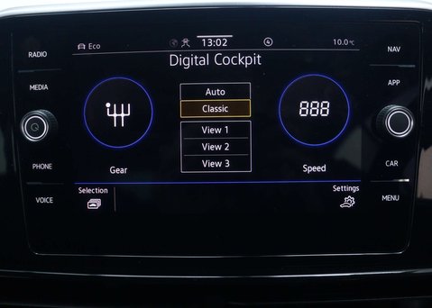 Volkswagen T-Roc 1.5 TSI R-Line Convertible 2dr Petrol Manual 2WD Euro 6 (s/s) (150 ps) 30