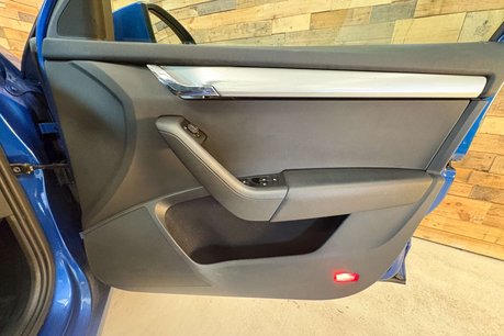 Skoda Octavia 1.4 TSI SE L Hatchback 5dr Petrol Manual Euro 6 (s/s) (150 ps) 64