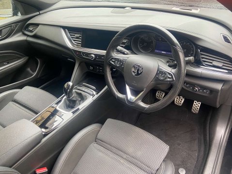 Vauxhall Insignia 2.0 Insignia SRi VX-Line Nav TD 5dr 12