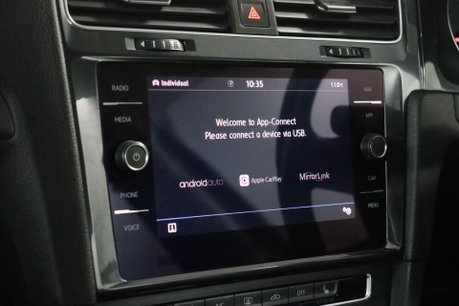 Volkswagen Golf SE NAVIGATION TDI 38