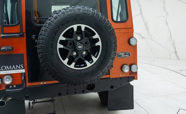 Land Rover Defender 110 ADVENTURE 31