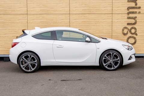 Vauxhall Astra GTC LIMITED EDITION S/S 8