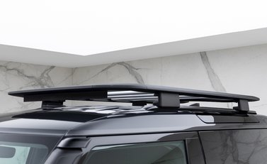 Land Rover Defender 90 Hard Top D200 22