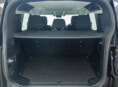 Land Rover Defender 110 D200 30