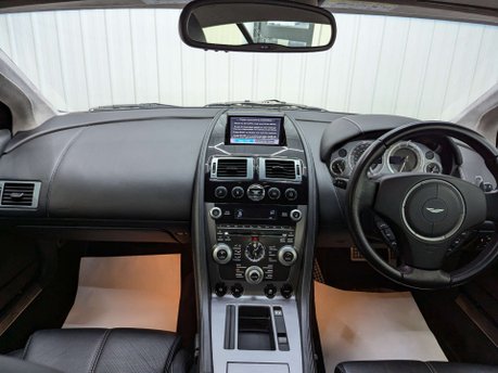 Aston Martin DB9 5.9 DB9 V12 Auto 2dr 2