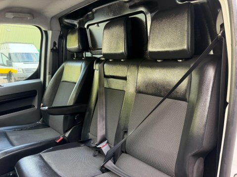 Peugeot Expert 2.0 BlueHDi 1400 Professional Standard Panel Van 6dr Diesel Manual MWB Euro 36