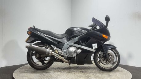 Kawasaki ZZR 1991 CLASSIC SPORTS TOURER PROJECT BIKE SPARES OR REPAIR 600CC 1