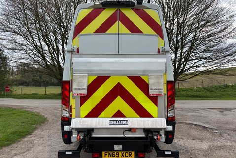 Iveco Daily 70C18V Welfare Unit - Tail Lift / Toilet / 7 Seats / Air Con 13