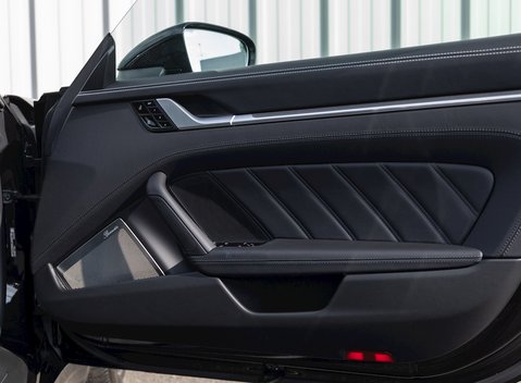 Porsche 911 (992) Turbo S 24