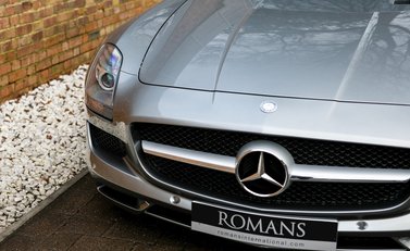 Mercedes-Benz SLS AMG 21