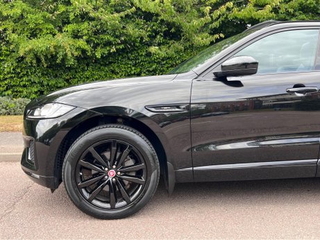 Jaguar F-Pace 2.0 D180 Chequered Flag Auto AWD Euro 6 (s/s) 5dr 8