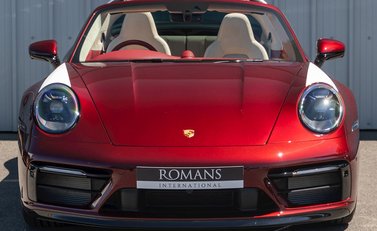 Porsche 911 (992) Targa 4S Heritage Design Edition 4