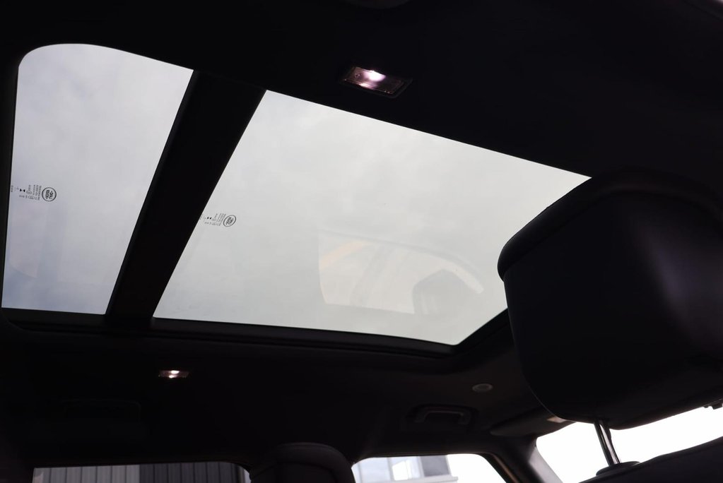 Land Rover Defender 110 D300 X-DYNAMIC HSE 7 SEATER  PRICE MATCH OFFER PREMIUM COLOUR  20