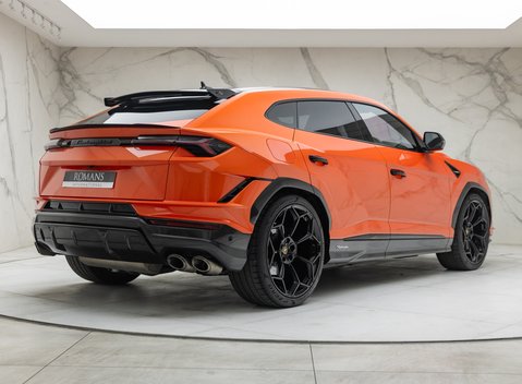 Lamborghini Urus PERFORMANTE 6