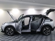 Peugeot 2008 PURETECH S/S ALLURE PREMIUM 6