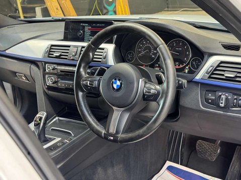 BMW 3 Series 3.0 330d xDrive M Sport Auto 4WD 5dr 45