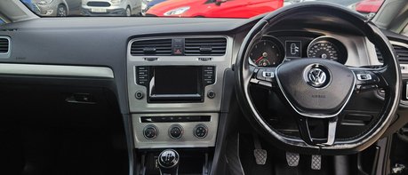 Volkswagen Golf MATCH TDI BLUEMOTION TECHNOLOGY LOOK! £20 TAX!DAB,BLUETOOTH 1